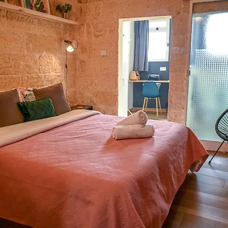 Ziffa Ta' Rih - A Cosy In Wi-fi And Netflix Appartamento