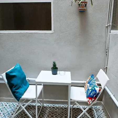 Ziffa Ta' Rih - A Cosy In Wi-fi And Netflix * Senglea