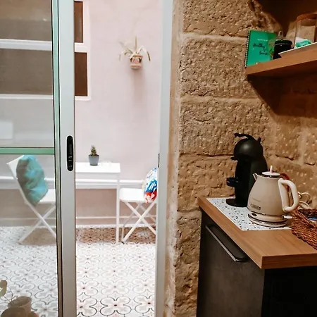 Ziffa Ta' Rih - A Cosy In Wi-fi And Netflix * Senglea