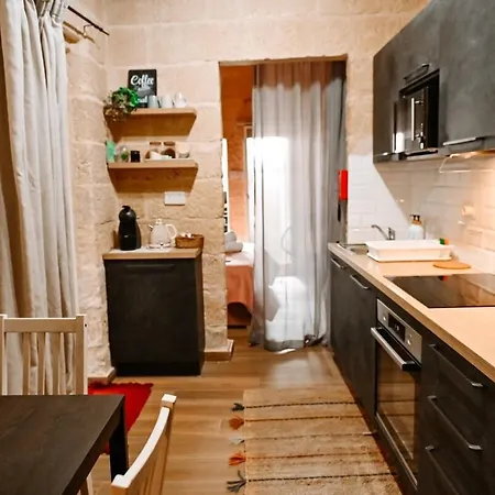 Ziffa Ta' Rih - A Cosy In Wi-fi And Netflix Apartment *